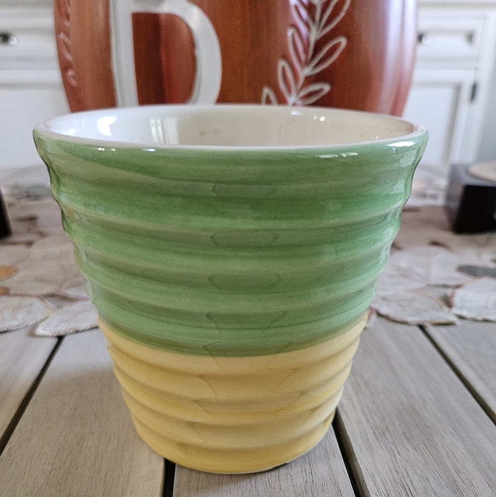 Vintage ceramic planter pots with stacked rings. 4-1/2" GLAZE INTERIOR.